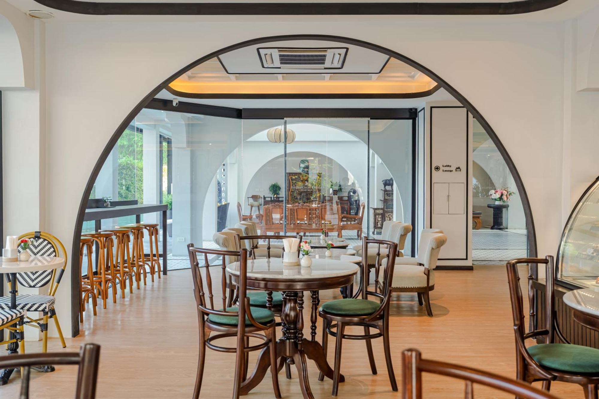 Anona Beachfront Phuket Resort-sha Extra Hotel Patong
